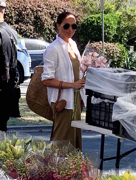 Meghan Markle Keeps Carrying Tote Bags, and These Ones Are 